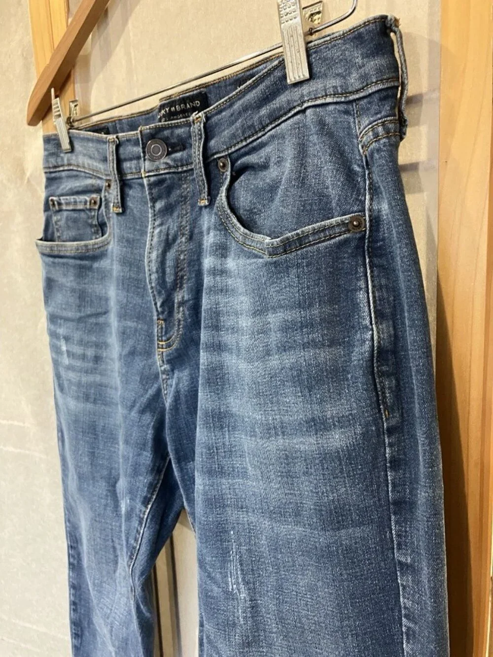 Lucky Brand 221 Straight Jeans Mens Size 32/30 (Actual 32/27) Blue Stretch Denim